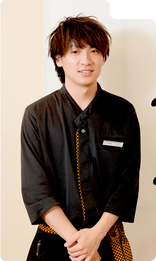 スタッフ正面写真